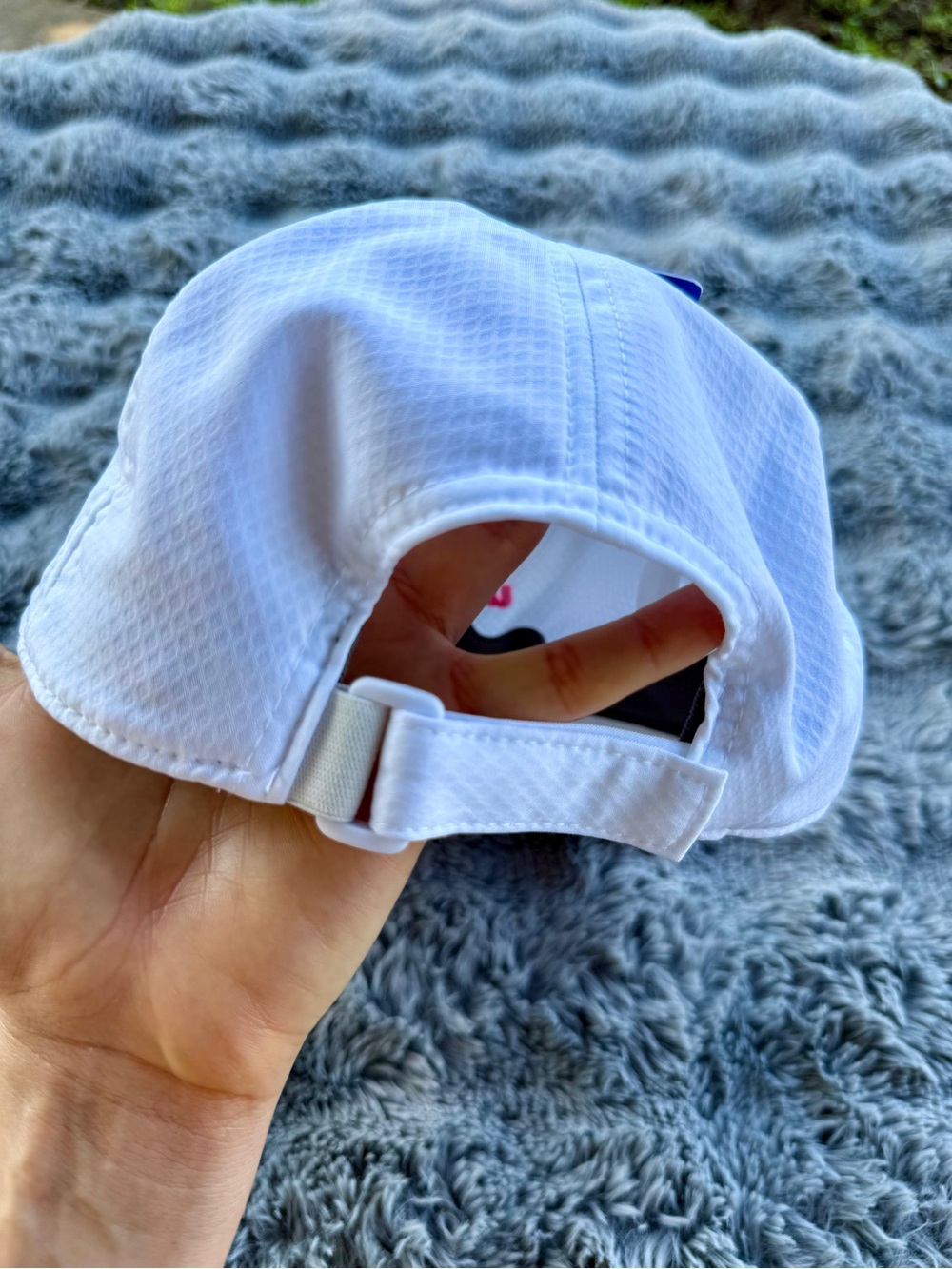 US Open Under Armour White Tennis Hat with Pink Logo - Picture 5 of 5